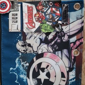 Marvel Avengers Vaultz Locking Pouch NWT.